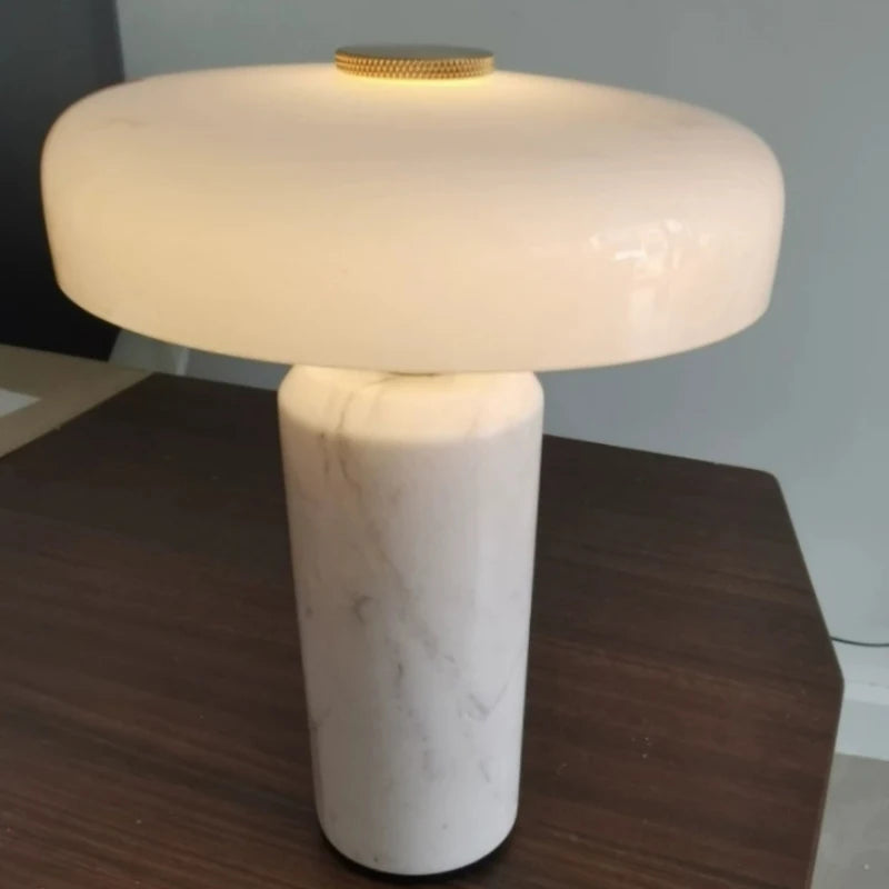 Luminária de Mesa Art Déco Recarregável