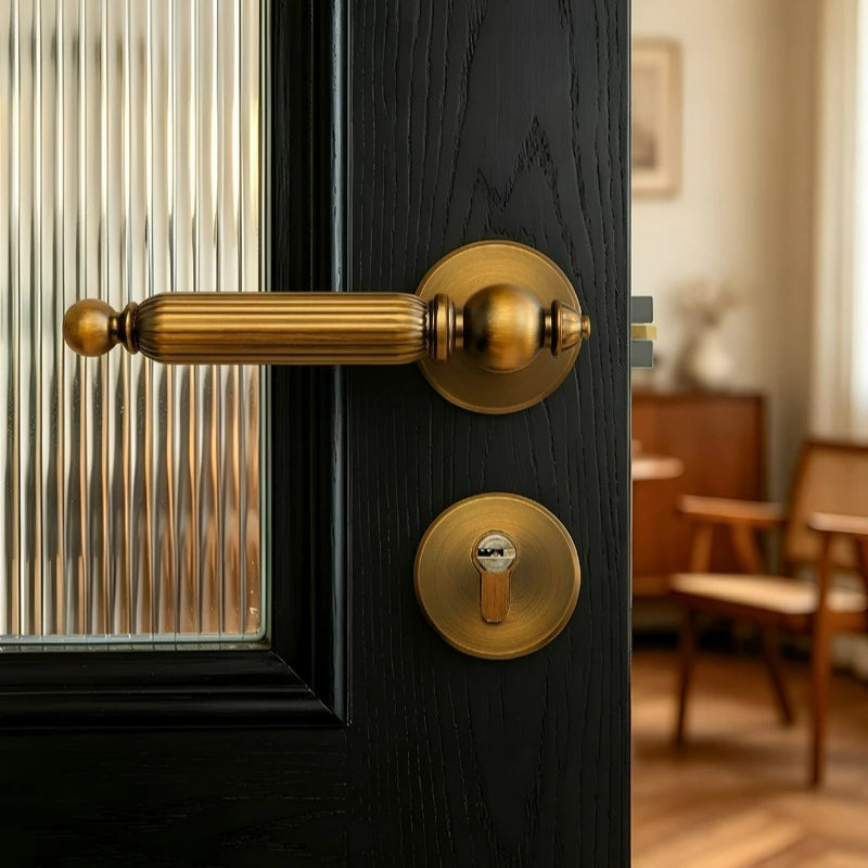 Fechadura de Porta Estilo Antigo